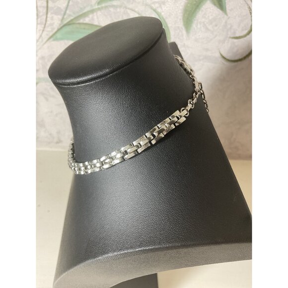 Coro Silver-Tone Metal Chain Necklace With Decorative Clasp - Picture 4 of 5